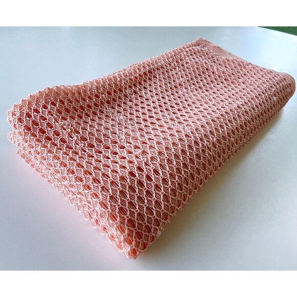 Vintage 1980s peach shower curtain, mesh open weave pattern, decorative panel - Picture 10 of 10